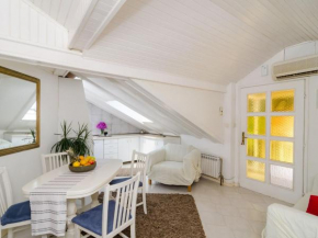 Apartment Emma - Two Bedroom Apartment with Balcony and Sea View